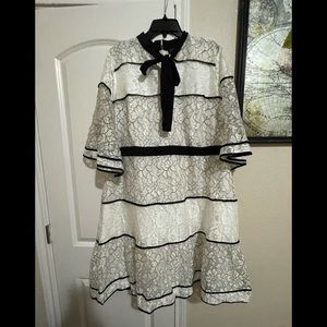 Lace blocked dress